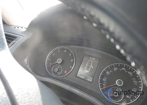 2012 Volkswagen Passat 2.5L Se z USA, uszkodzony, nr VIN 1VWBP7A3XCC086617